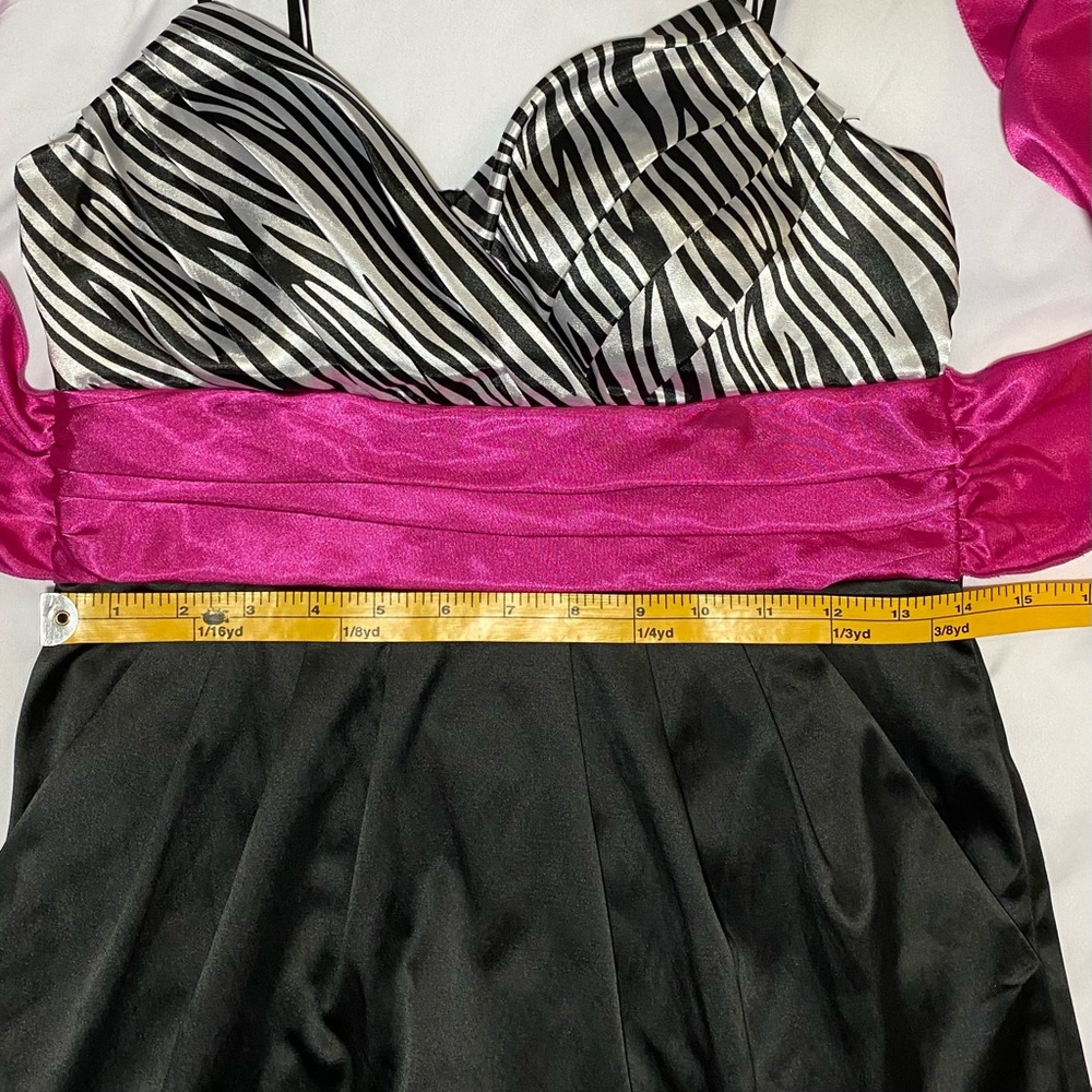 Trixxi Women’s Stretch Satin Tie Back Pleat Dress w/ Zebra Bodice Size 7 - Picture 3 of 5